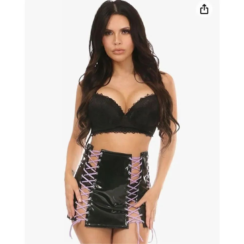 Daisy corsets Women's Black Patent Lace-up Skirt W/Lt Purple Lacing